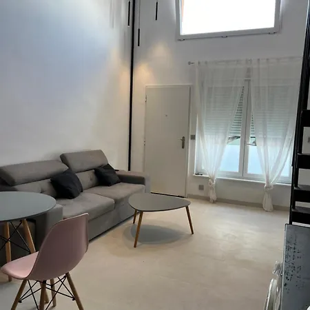 Mini Duplex Moderno Bien Ubicado. *
