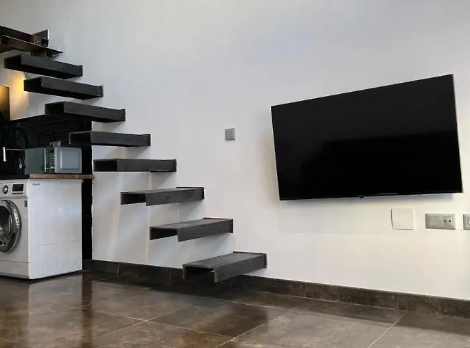 Mini Duplex Moderno Bien Ubicado. Daire Tarifa