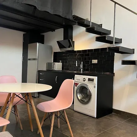 Apartment Mini Duplex Moderno Bien Ubicado. *