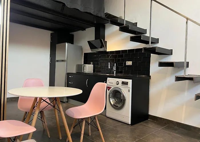 Apartment Mini Duplex Moderno Bien Ubicado. *